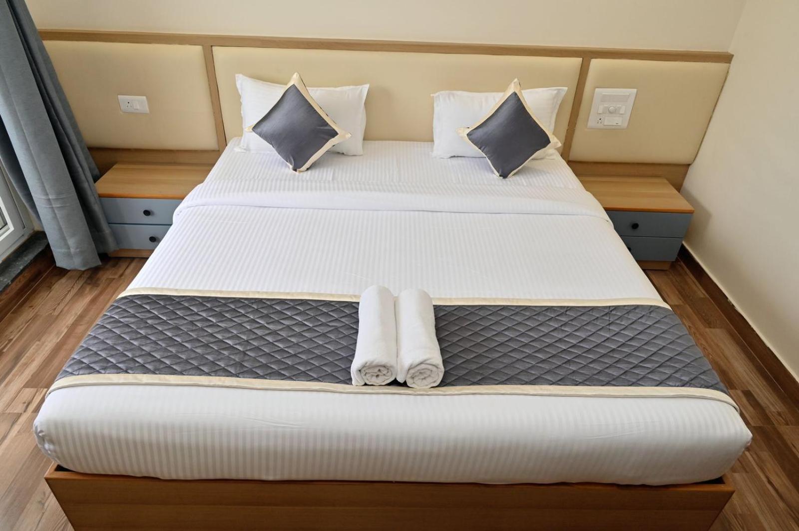 Hometown Sharu'S Inn A Luxury Hotel Chikmagalūr Extérieur photo